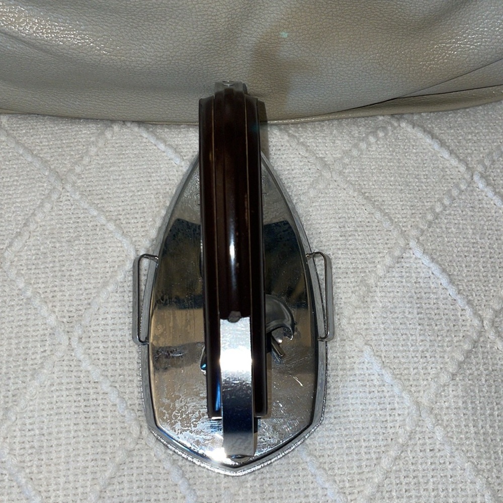Vintage Knapp-Monarch “Gad-A-Bout” Travel Iron. - Picture 5 of 15